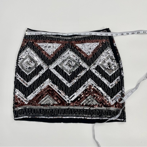 NWT H&M Sequin Party Mini Skirt Glitter Beads Black Copper Brown Silver Size 10 - Picture 7 of 13